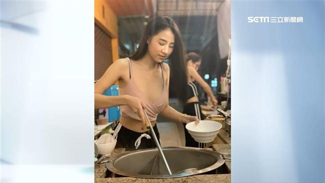 低胸正妹賣麵　網暴動：色香味俱全
