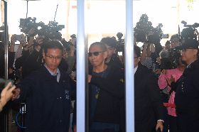 鈕承澤遭控涉性侵　北檢出庭前不發一語