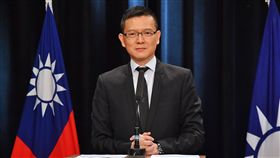 藍營北市長初選辯論登場　孫大千：盡力而為中國國民黨台北市長初選首場辯論會21日在中天電視舉行，參選人之一的前立委孫大千受訪表示，針對辯論會以平常心面對，盡力而為，希望透過辯論會，讓全國民眾看到黨內改變。中央社記者王飛華攝　107年4月21日