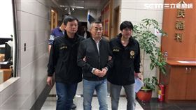警方訊後將李承龍解送至士林地檢署歸案（楊忠翰攝）