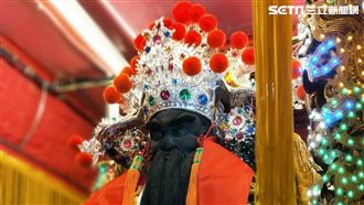 大千歲過府嘉蓮宮　小村莊化身不夜城