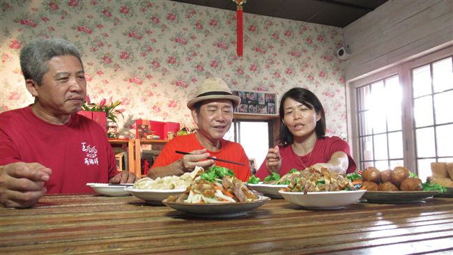 食物模型台灣第一人　一張照片神複製