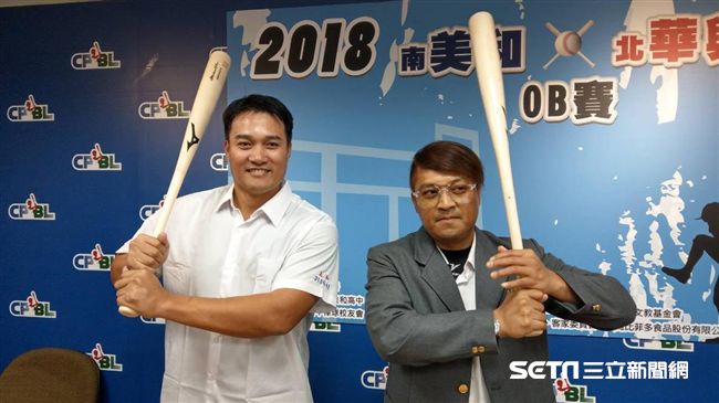 爸子都讀華興　余賢明OB賽打第一棒