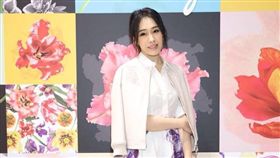 江丙坤媳婦陳妍嵐開花店。（圖／翻攝自陳妍嵐臉書）