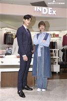 台視、三立偶像劇「你有念大學嗎?」女主角安心亞與男主角禾浩辰。（記者林士傑/攝影）