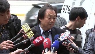 柯綠合?王世堅僅4字形容:政治豬瘟