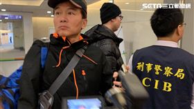 孫安佐,孫鵬,,狄鶯,遣返,機場,刑事局（圖／記者 陳啟明攝）