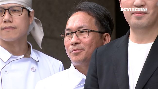 吳寶春上海店長高薪挨批　他怒嗆酸民