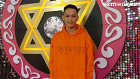 黃鐙輝近期軋拍兩部戲與照顧家庭生活非常忙錄。