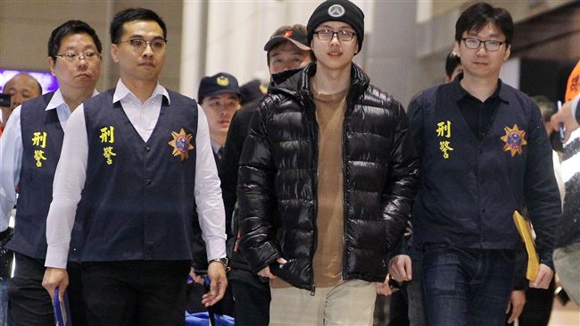 孫安佐抵台／孫安佐監獄長高成180