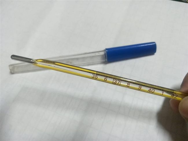 使用前必甩！這款體溫計讓網友超懷念