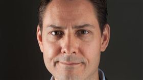 加拿大「留職停薪」外交官康明凱在北京遭中國逮捕，加國正考慮向國內民眾或正在中國旅行的加拿大人發出赴中國旅遊警訊。（圖／翻攝自@FerdRoseboom推特）