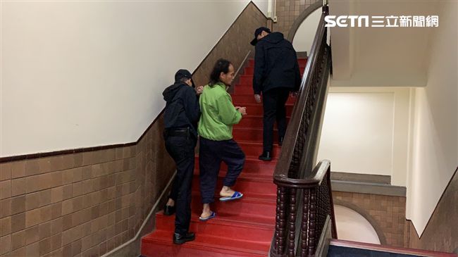 勞運人士對官員動粗　宣判時情緒激動