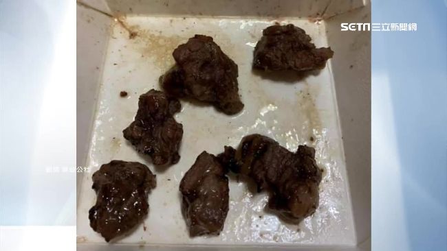 夜市骰子牛縮水！網友：六小塊賣百元