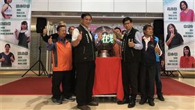 資源回收有成　雲林環保局發表成果雲林縣環保局12日舉辦「107年度資源回收福利小站成果發表會」，局長張喬維（右2）表示，到今年10月為止，資源回收總量5萬1888公斤，較去年同期成長2.67倍。中央社記者葉子綱攝　107年12月12日