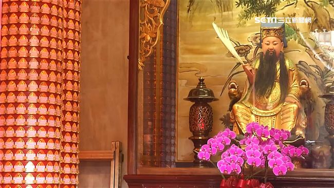 龍山寺藥師燈大改版　加碼近6萬盞