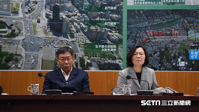 蔡柯會互動冷　柯P坦言：照劇本演出