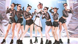 鬼鬼新作破億　化身小貓女耶誕送歡笑