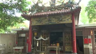 撞門牌萬應公不開心？店家接連收攤