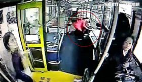 范可欽,公車,肋骨,台北,翻攝畫面