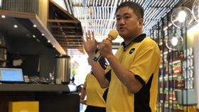 酷航引進空巴最新機型　台北新加坡航線搭得到酷航台灣區總經理李育修13日表示，酷航首架空中巴士最新機型A320neo已開始執飛台北－新加坡航線，台灣旅客也可搶先體驗。中央社記者陳葦庭攝　107年12月13日