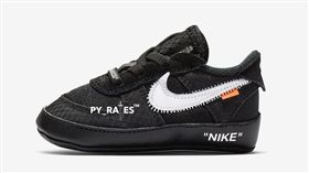 OFF-White x Nike Air Force 1童鞋(圖/翻攝網路)