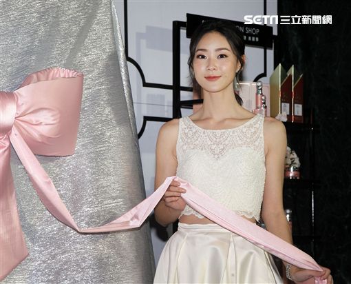 鍾瑤分享肌膚美麗秘訣