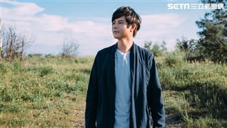 劉明峰送暖！好歌聲「陪你過耶誕」