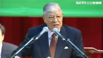 剛就任總統爆學運　李登輝廢萬年國會