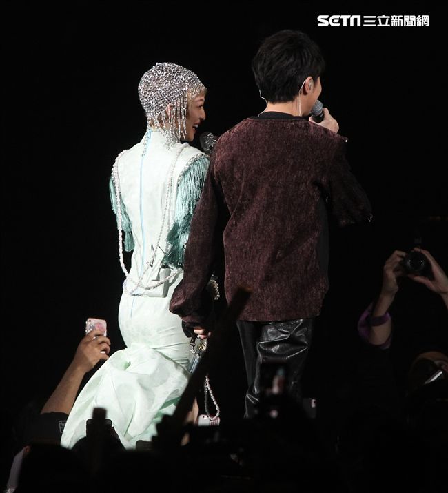 張韶涵「旅程｣小巨蛋演唱會青峰特別來賓。（記者邱榮吉/攝影）