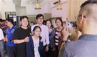 暖男邁邁第二彈！給氣爆消防員驚喜！