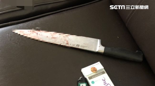 情侶因細故爆口角　持刀爭執反遭劃傷