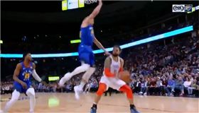 nba,Steven Adams,籃球,運動家精神　圖／翻攝自YouTube