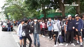 全台最大建中舞會　高中生夜宿卡位