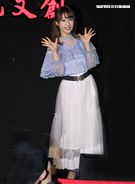 超人氣日本AV女優彩美旬果來台宣傳寫真集。（記者邱榮吉/攝影）