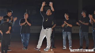 這次是真的退了　張泰山感動淚謝徐總