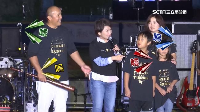 盧亂入後網目睹這幕　滅火器主唱神回