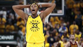 NBA／透納比球迷中指　46萬飛了 
NBA,印第安納溜馬,Myles Turner,中指,罰款 
翻攝自推特