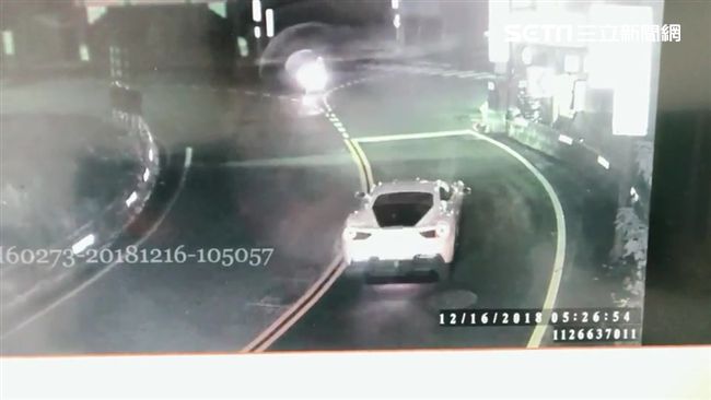 法拉利遭撞前身影曝光　緊接心碎一幕