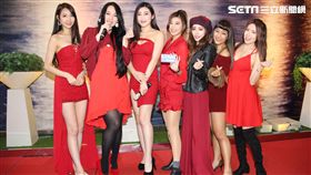 Amis艾蜜絲,寧寧,黃靜,vivi許薇安,Fairy雨䕕,蘿莉塔,lala蘇心甯,Abu'u 溫雅云,Chana 紗那醬,義賣,桌曆,財團法人勵馨基金會　圖／資料照