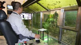 因應桃機運量　垃圾處理量增桃園國際機場4號焚化爐最大的垃圾處理量為60公噸，以前停一天燒一天，但因應航班大幅度增加，現在需要每天燒一次垃圾。中央社記者邱俊欽桃園機場攝　107年12月16日