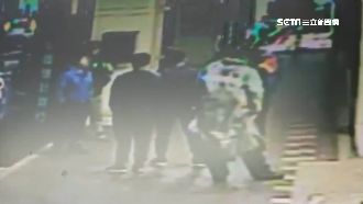 女遇怪男勒頸扯髮！正義哥們機警解救