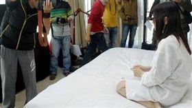 日本,AV女優,台灣,男優,中指通（圖／翻攝自中指通臉書）