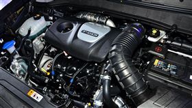 KONA跨界休旅車。（圖／鍾釗榛攝影）