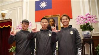 台灣人不是吃素的！鄉長祝福大王旅日