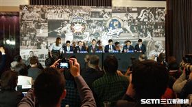 ▲日本火腿簽約王柏融記者會。（圖／記者王怡翔攝影）