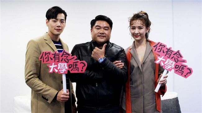 大談師生戀？安心亞邀補教名師客串