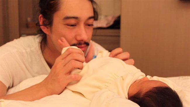 星光歌手消失5年當爸！認女兒剛滿月