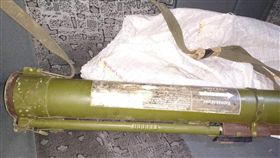 他搭小黃忘記拿行李　司機打開一看…竟是「RPG火箭筒」（圖／翻攝自烏克蘭國家警察官網）