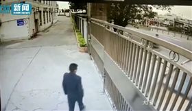 中國廣東,保全,新手,女駕駛　（圖／翻攝自網易）